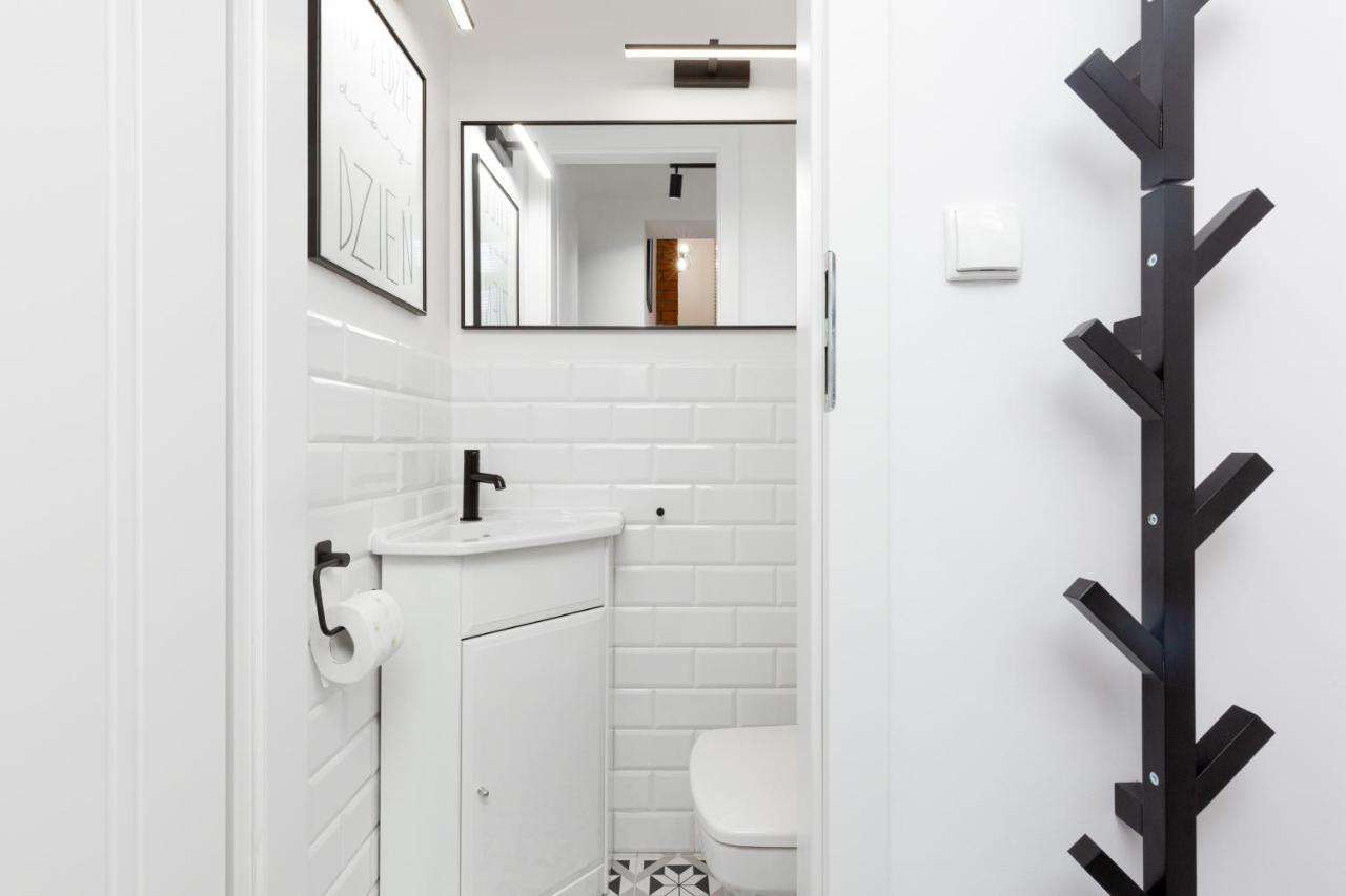 City Center Mezzanine Studio Chmielna By Noclegi Renters Varšava Exteriér fotografie